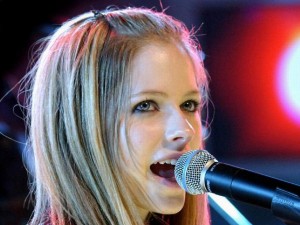 avril-lavigne-2012