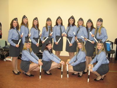 policieres et matraques