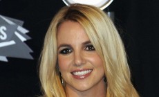 britney-spears-17617_w666