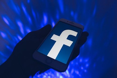 peur usagers facebook promet plus rester gratuit - Metropolitaine
