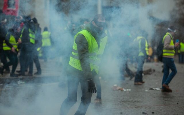 Lors d'une manifestation des Gilets jaunes à Paris, en France.